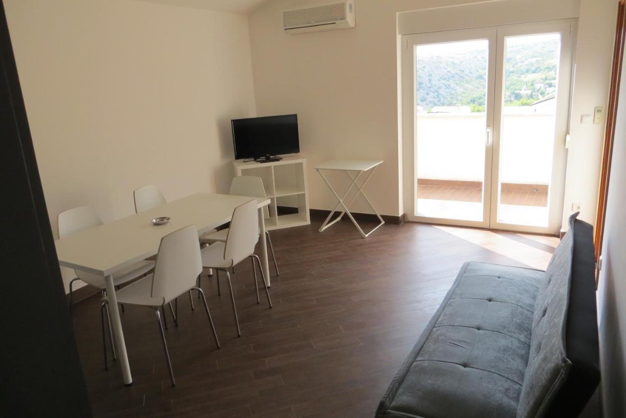 Mungos Apartment Cesarica Extérieur photo