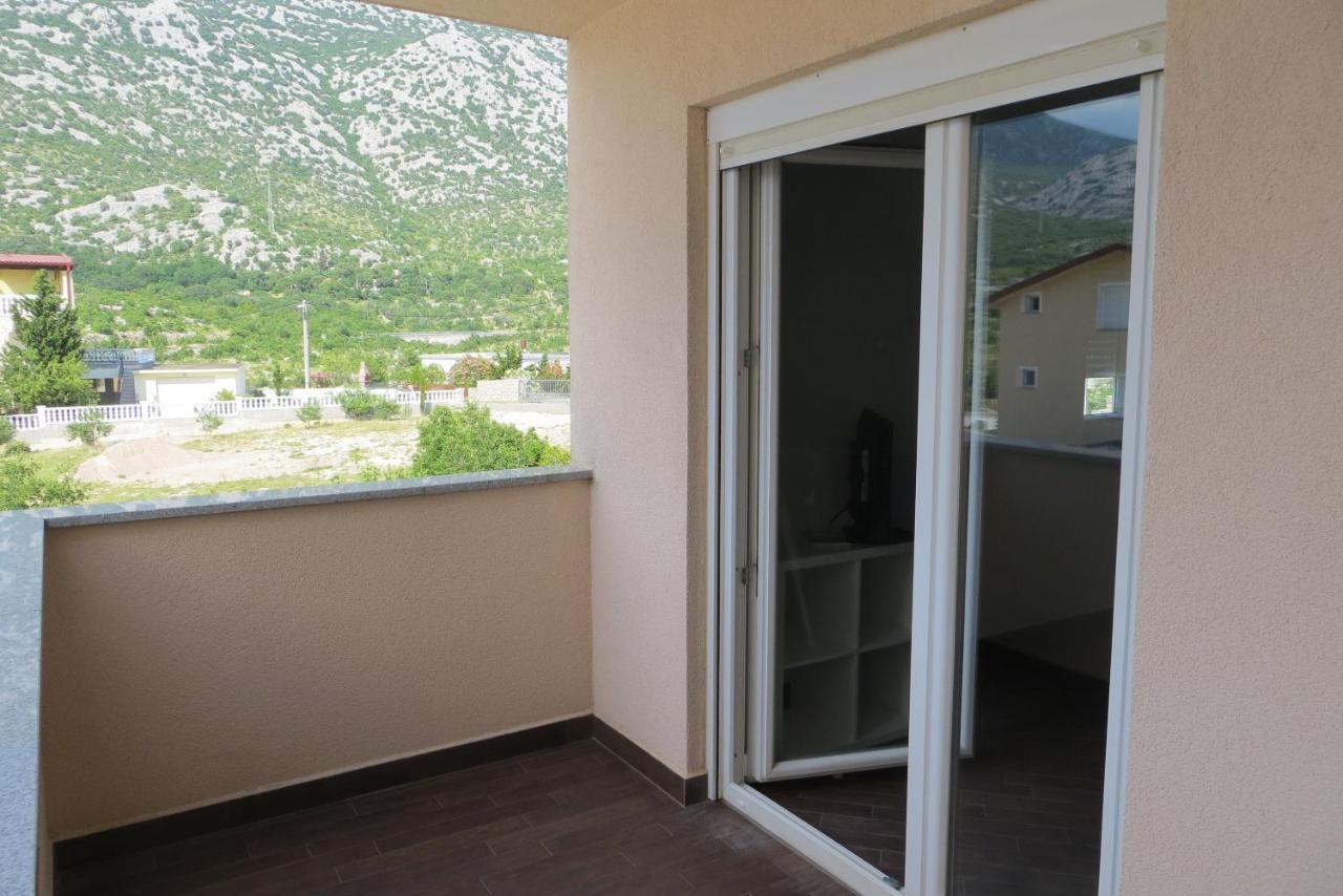 Mungos Apartment Cesarica Extérieur photo