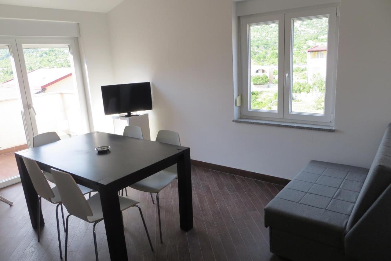 Mungos Apartment Cesarica Extérieur photo